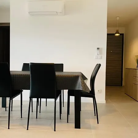 Apartmán Magnificent Apartment On The Island Of Beauty